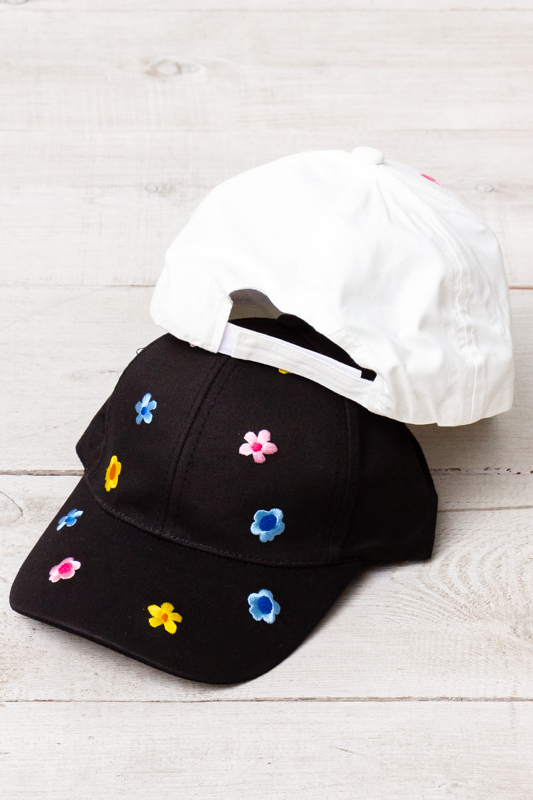 Кепка для дівчинки